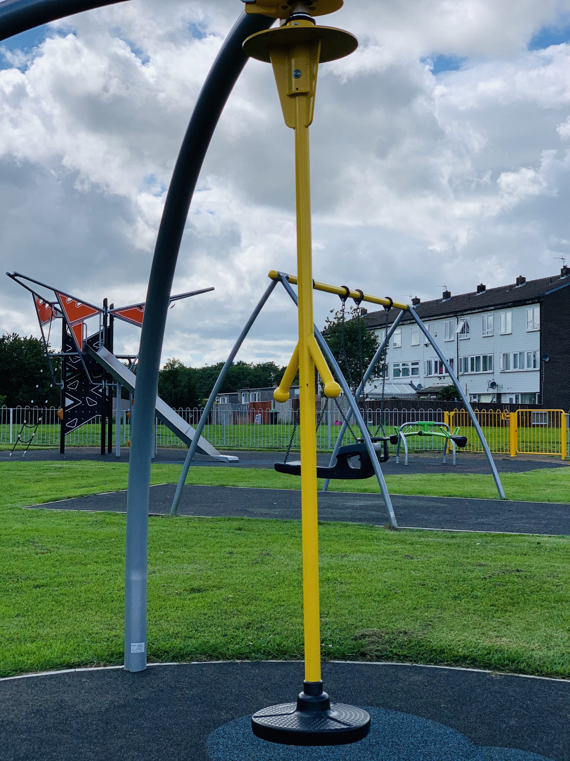 A Photo of play equipment at Heath Close